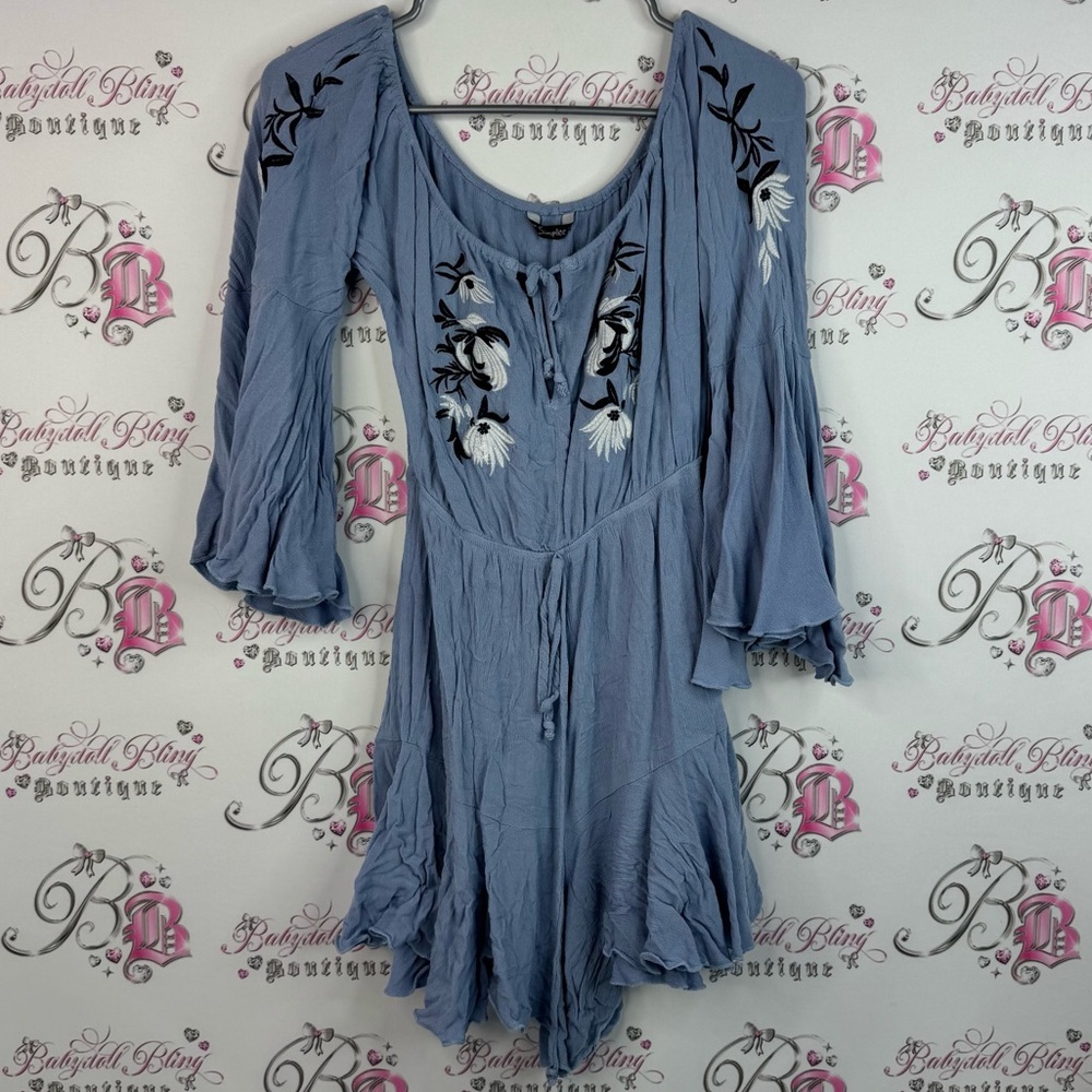 Simplee romper embroidery floral flowers ruffle frill details Blue Tie-Front